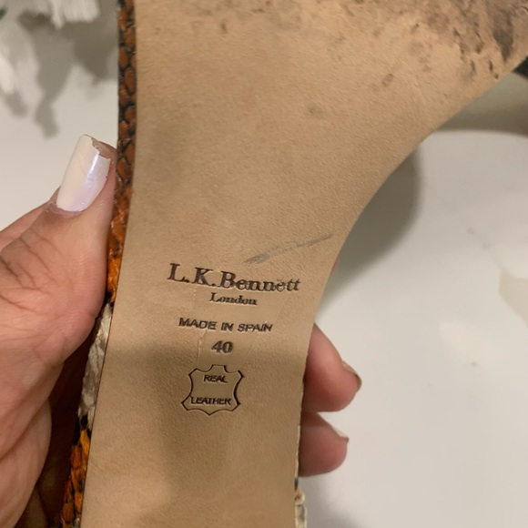 LK BENNET snake skin sandals - Picture 4 of 5